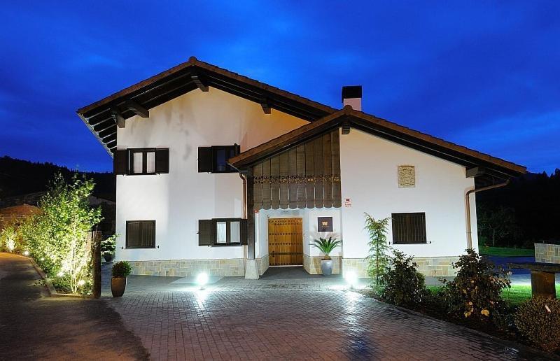 Hotel Aldori Landetxea - Reserva De La Biosfera Urdaibai - Adults Only Muxika Luaran gambar